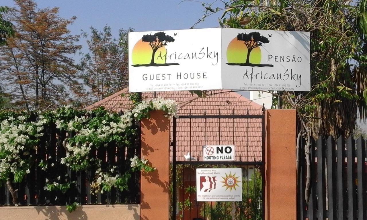 African Sky Guesthouse Виндхук Экстерьер фото